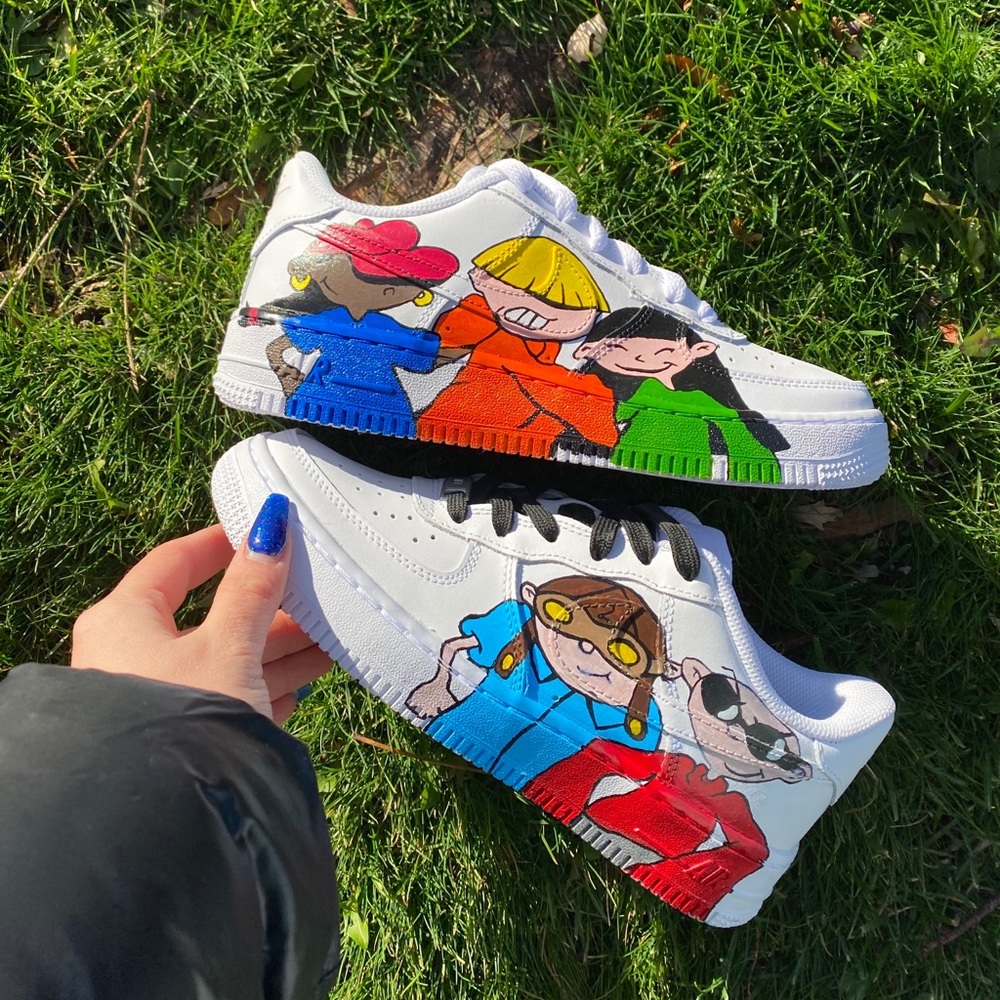 hand painted sneaker customs🤍